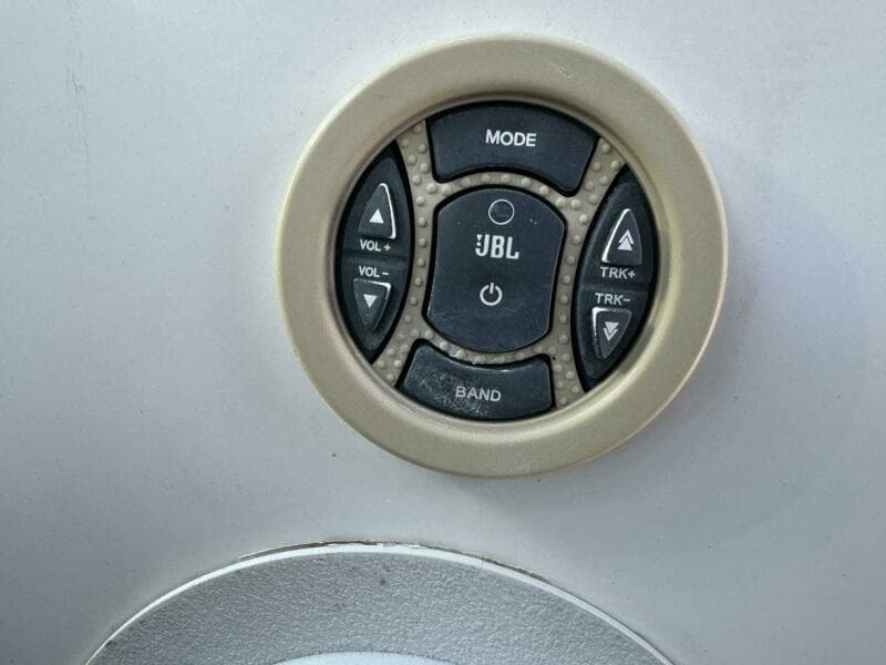 2000 Tiara Yachts 3100 Open