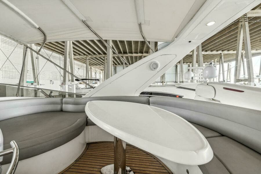 2005 Azimut 55 flybridge