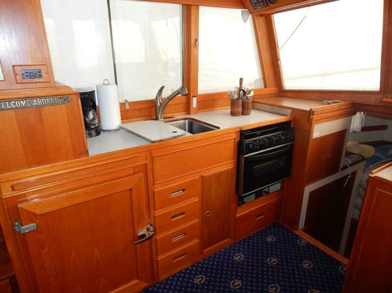 1989 Grand Banks Classic