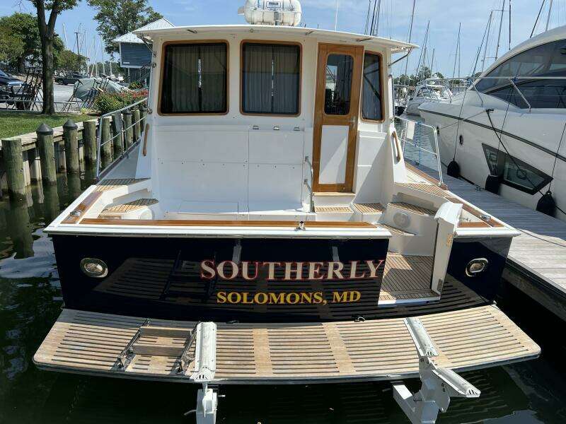 2004 Grand Banks Eastbay 49 SX