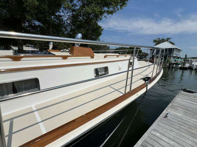 2004 Grand Banks Eastbay 49 SX