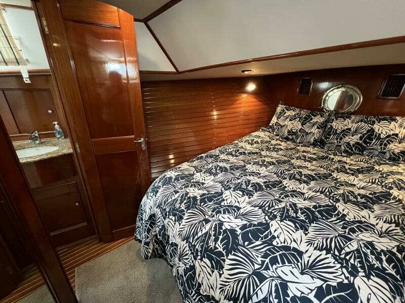 2004 Grand Banks Eastbay 49 SX