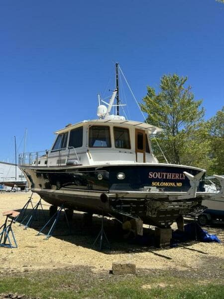 2004 Grand Banks Eastbay 49 SX