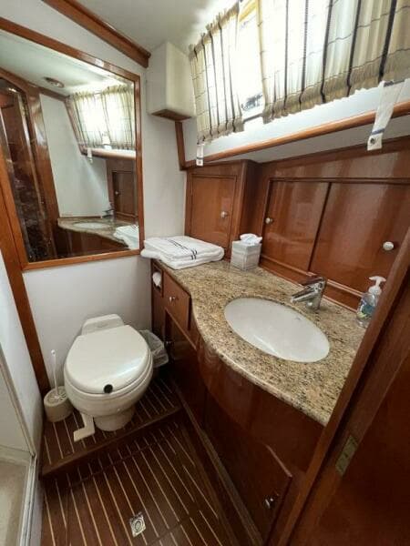 2004 Grand Banks Eastbay 49 SX