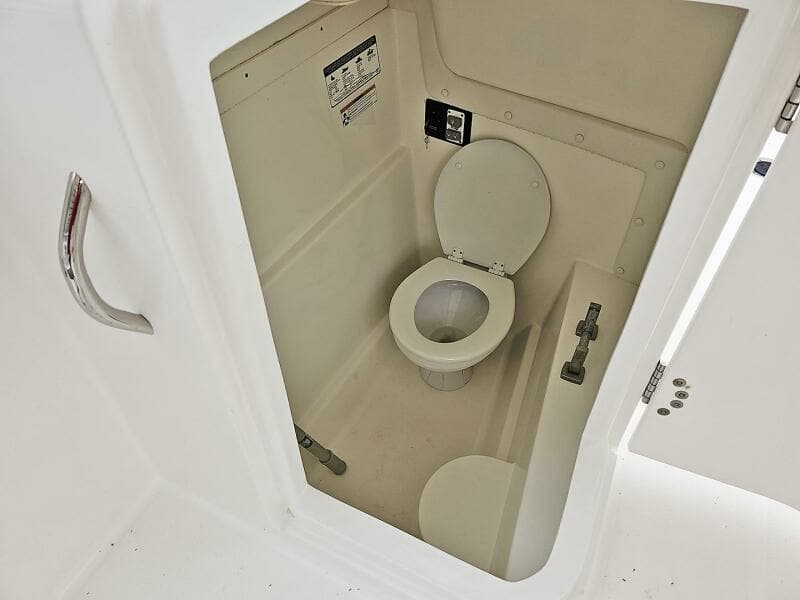 2018 World Cat 230 DC