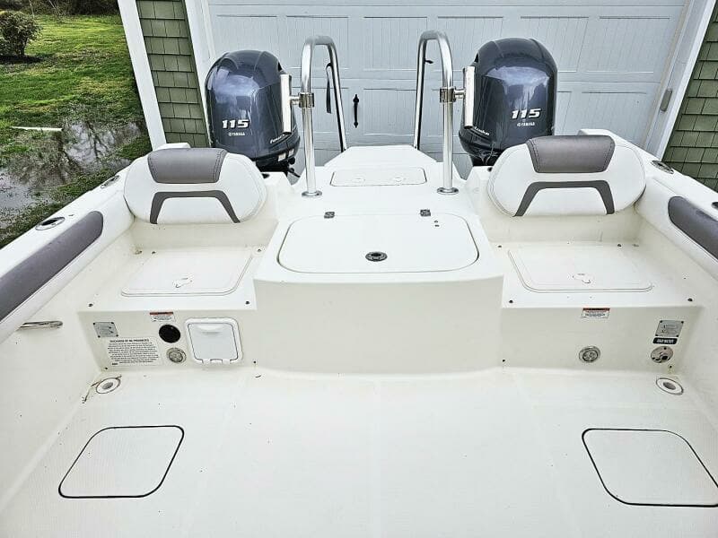 2018 World Cat 230 DC