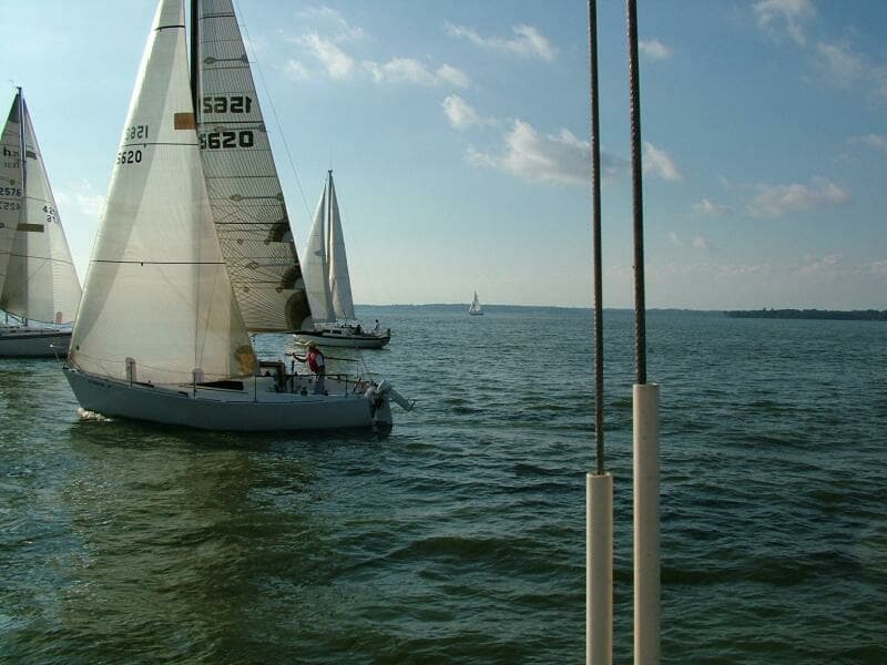 1980 Chrysler Super 27