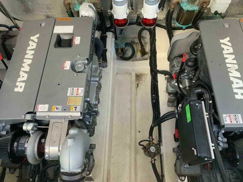 2016 Mainship M34 Pilot