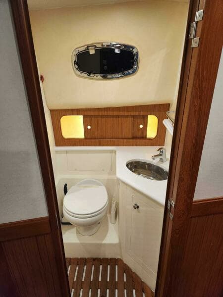 2016 Mainship M34 Pilot