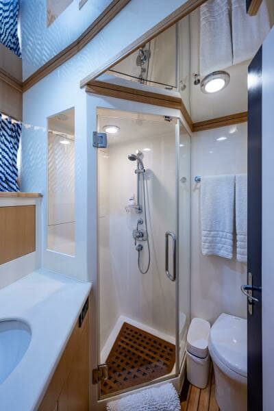 2013 Marlow Explorer Enclosed Bridge (CB)