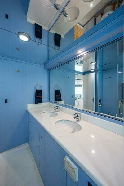 2013 Marlow Explorer Enclosed Bridge (CB)