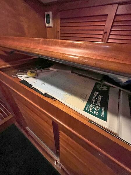 2001 Hinckley Sou'wester 59 CC Sloop