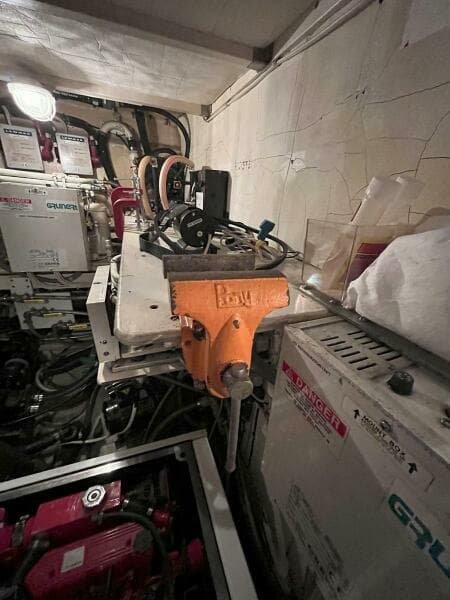 2001 Hinckley Sou'wester 59 CC Sloop