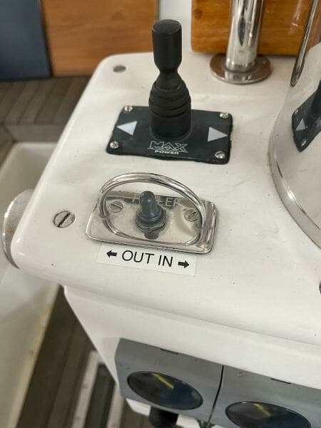 2001 Hinckley Sou'wester 59 CC Sloop