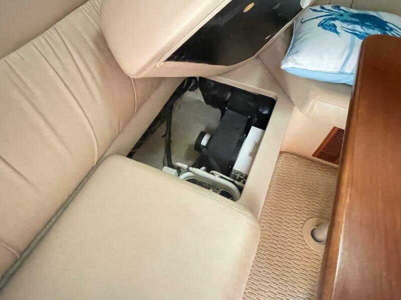 2007 Rampage 38 Express