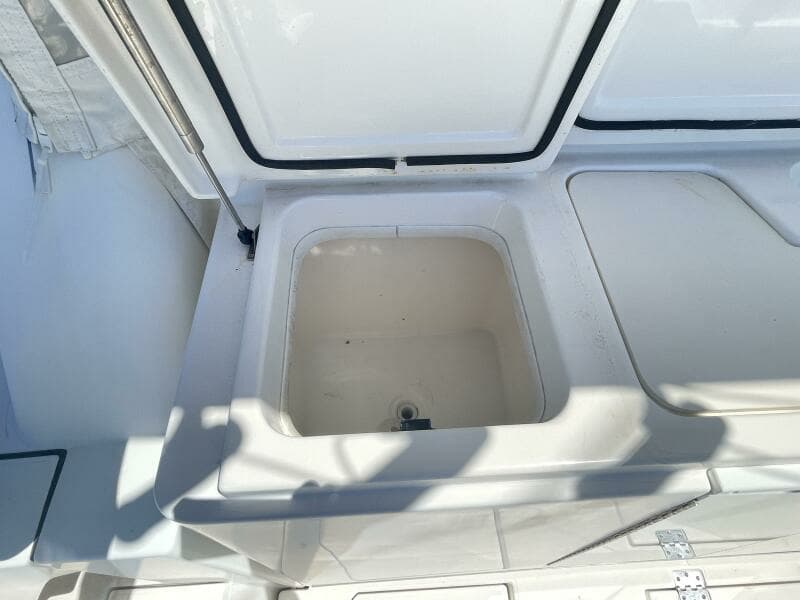 2007 Rampage 38 Express