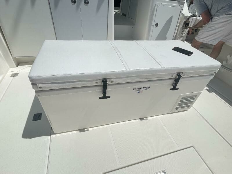 2007 Rampage 38 Express