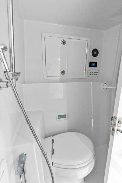 2020 Calcutta 480 Catamaran