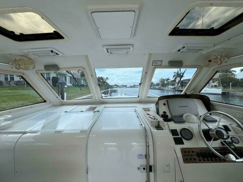 2000 Mainship Pilot 34