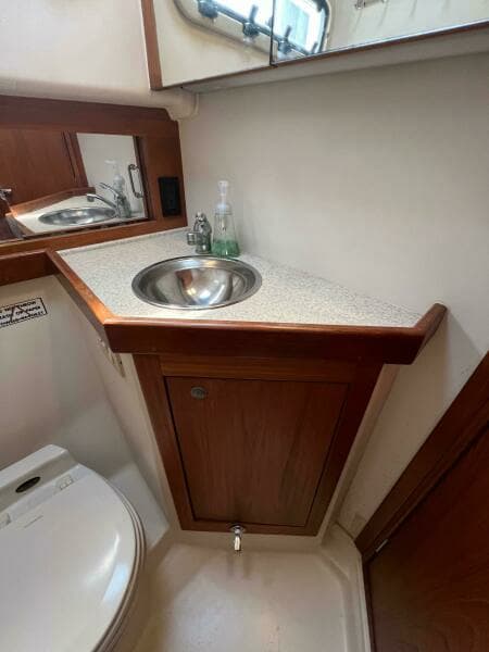 2000 Mainship Pilot 34