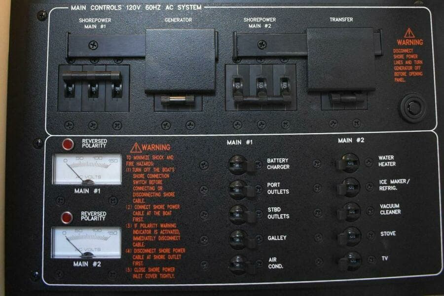 2005 Formula 37 Performance Cruiser