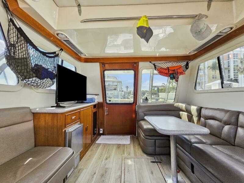 2001 Mediterranean 38 Convertible