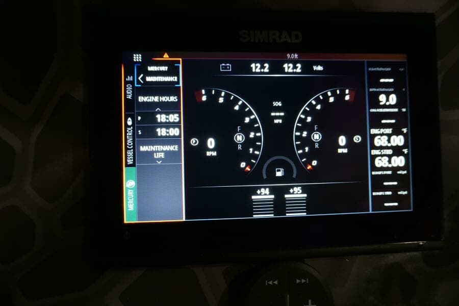 1998 32 Active Thunder 32 CC Ms. Rita Engine Hours