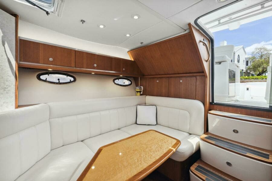 2006 Tiara Yachts 3200 Open