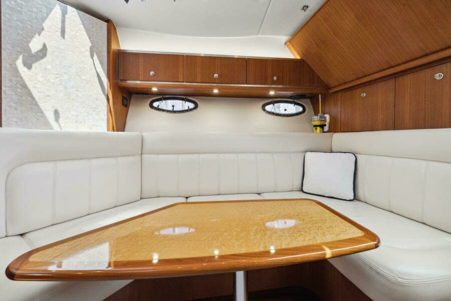 2006 Tiara Yachts 3200 Open