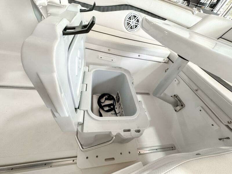 2024 Wellcraft 263 Fisherman