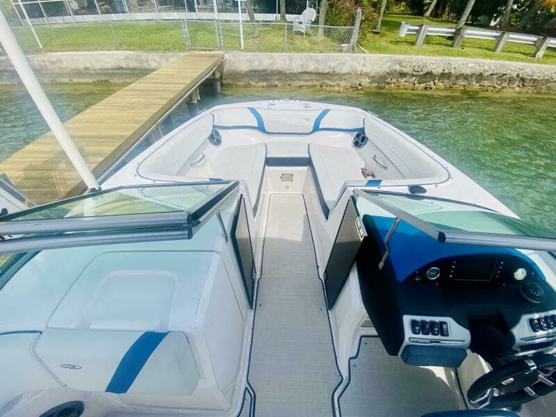 2016 Regal 22 Fasdeck
