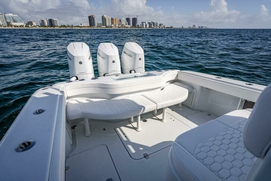 2025 Yellowfin 34 Offshore