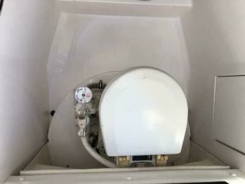 2011 Intrepid 323 Cuddy