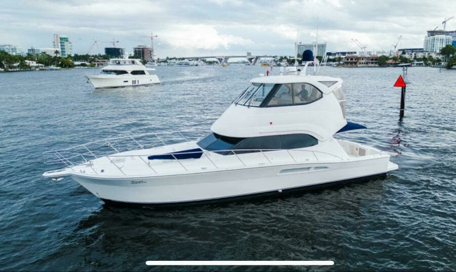 2009 Riviera 47 Enclosed Flybridge Series II