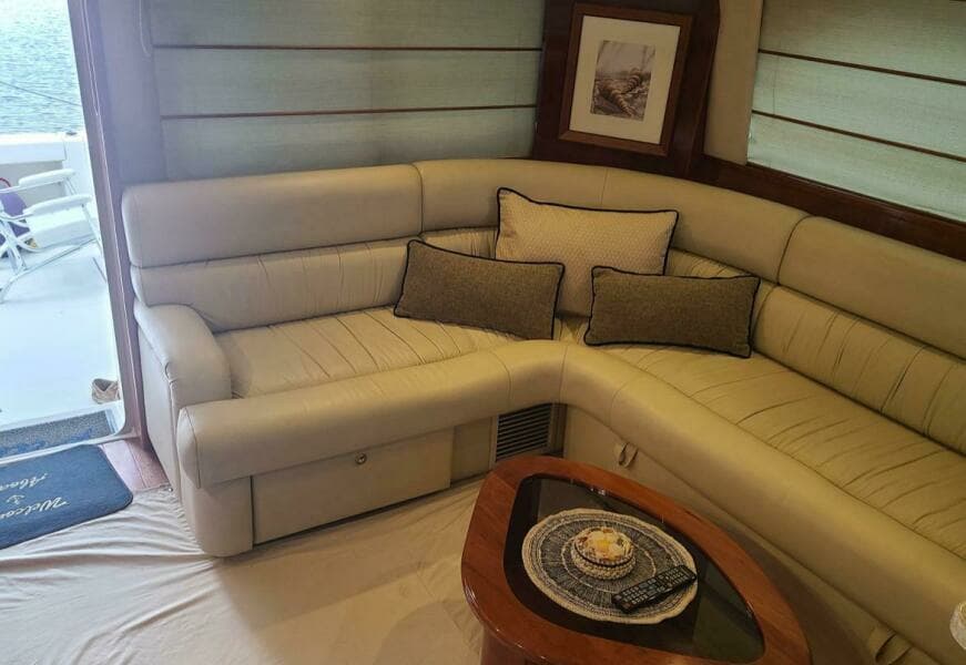 2009 Riviera 47 Enclosed Flybridge Series II
