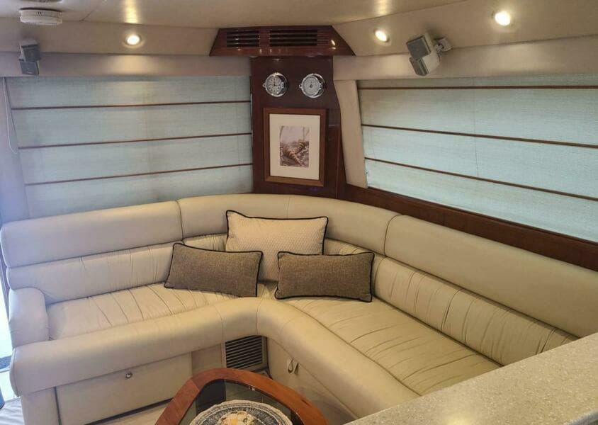 2009 Riviera 47 Enclosed Flybridge Series II