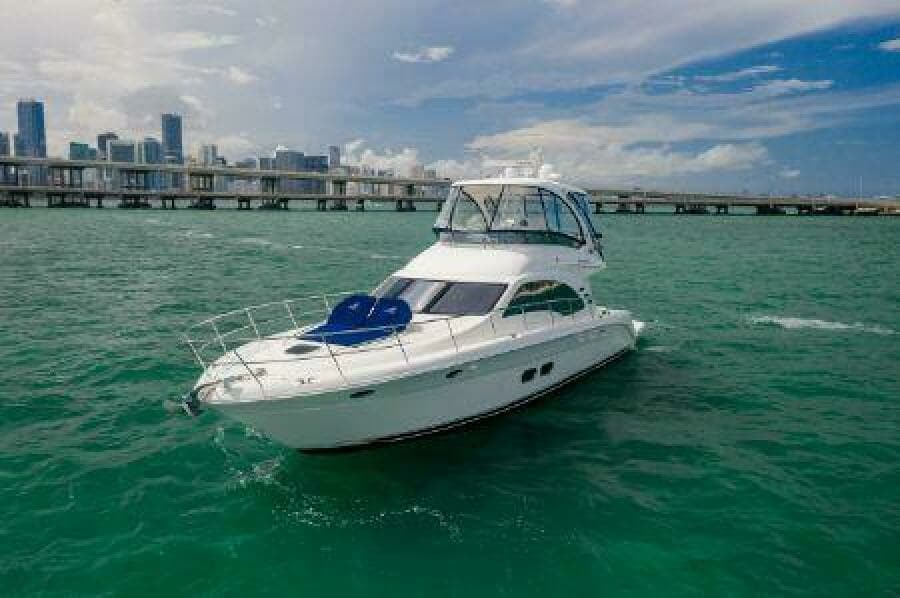 2007 Sea Ray 520 Sedan Bridge