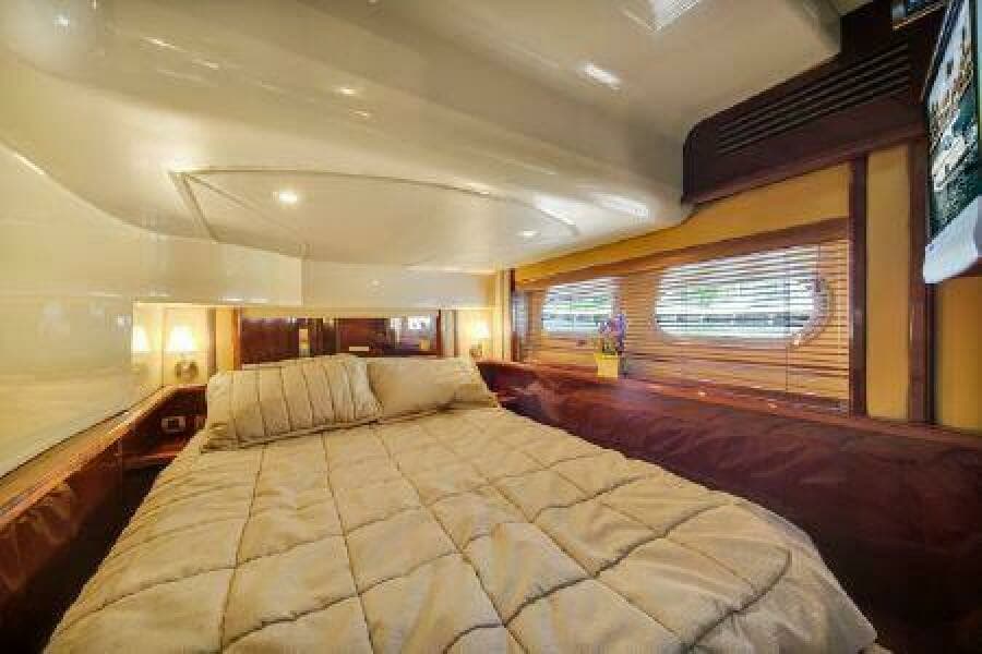 2007 Sea Ray 520 Sedan Bridge