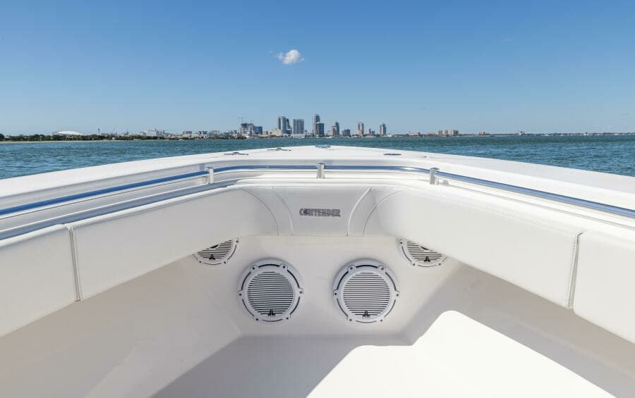 2021 Contender 39 FA