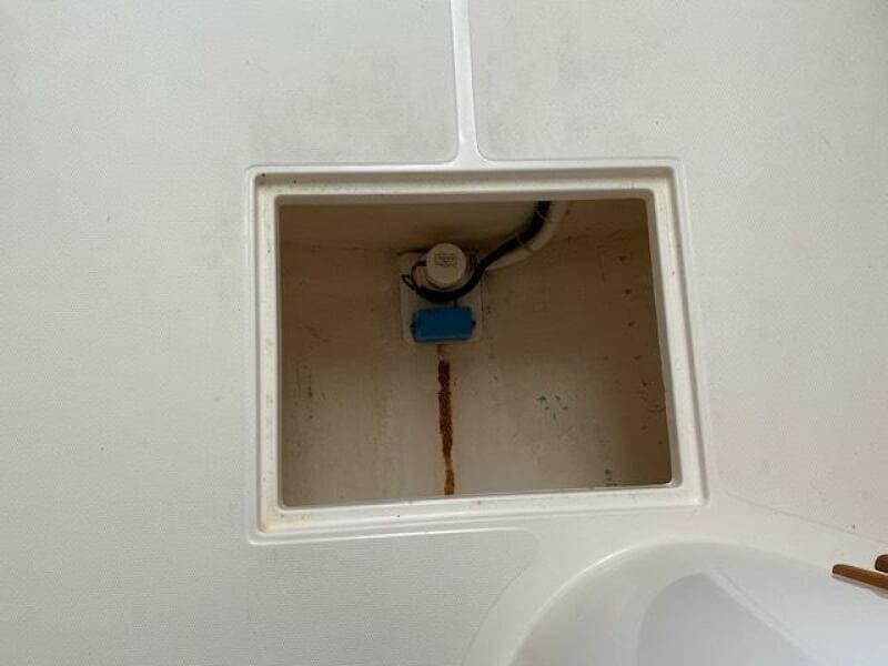 2000 Cabo 35 Express