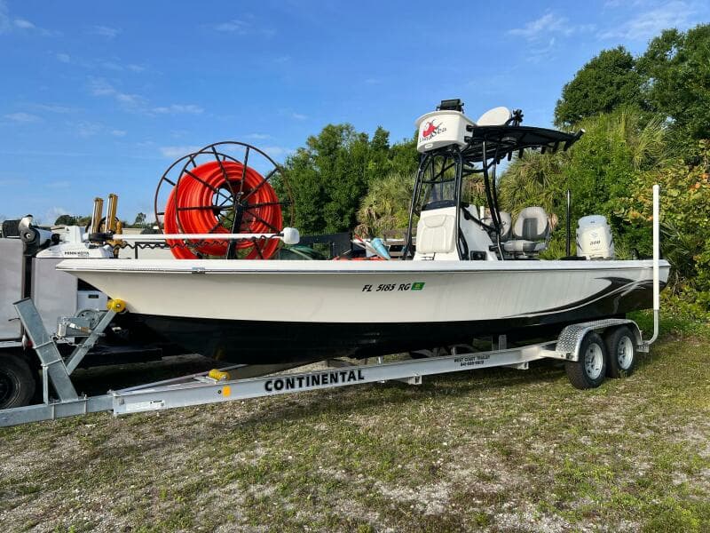 2016 Blue Wave 2400 Pure Bay