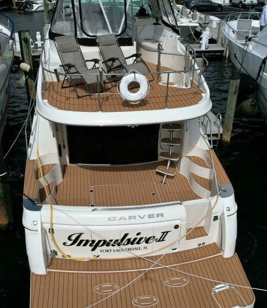 2006 Carver 56 Voyager