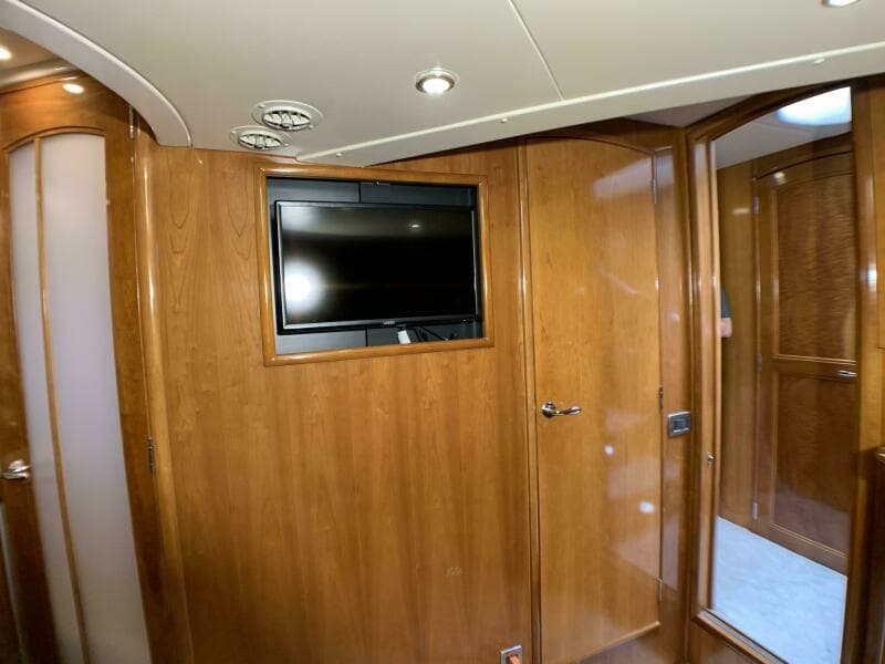 2006 Carver 56 Voyager