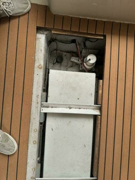 1990 Carver Mariner 3297