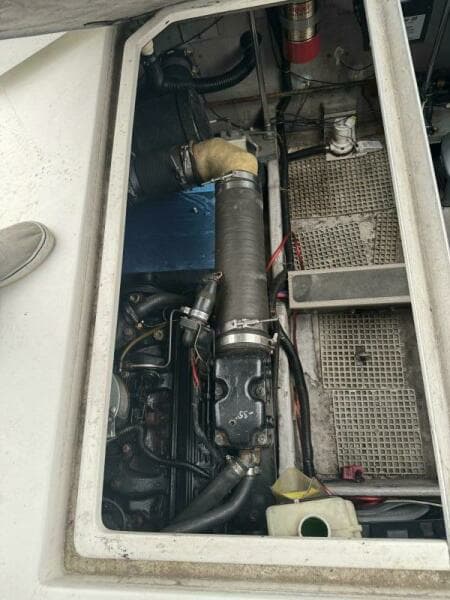 1990 Carver Mariner 3297