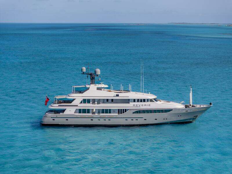 165' Feadship 2000 