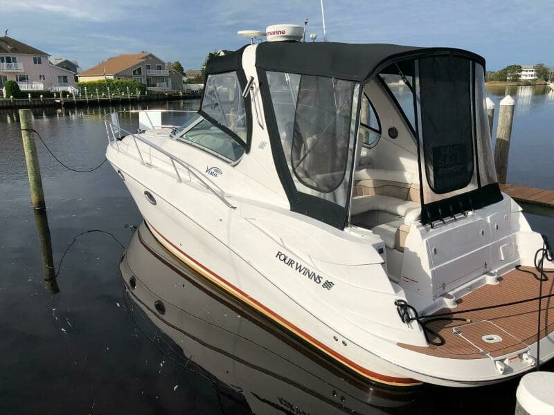 2007 Four Winns 318 Vista