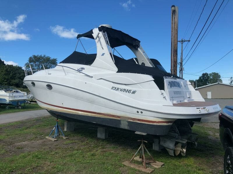 2007 Four Winns 318 Vista