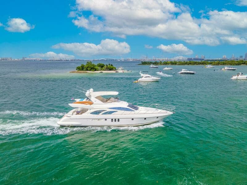 2004 Azimut 62