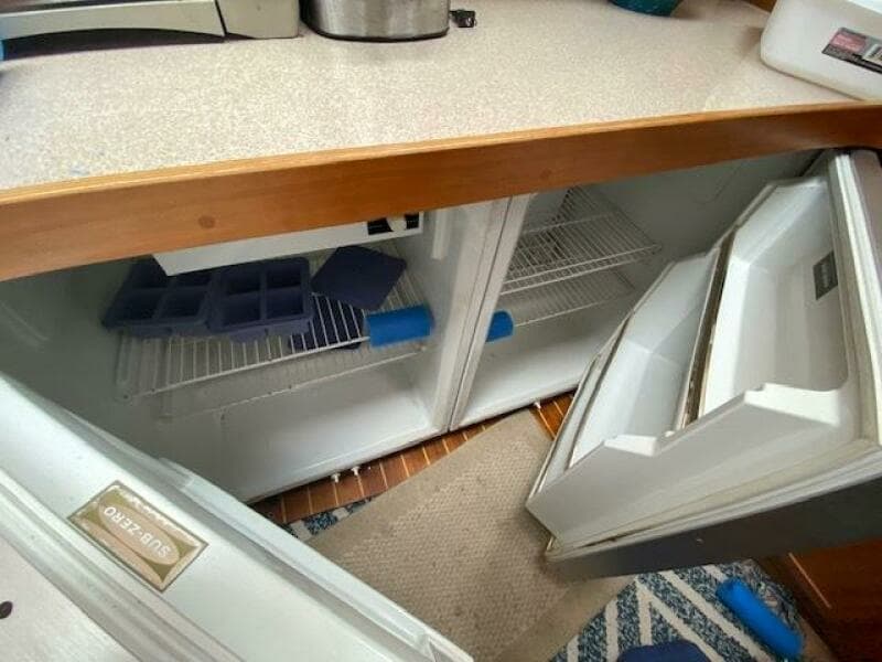 1999 Sabre 43 Fast Trawler